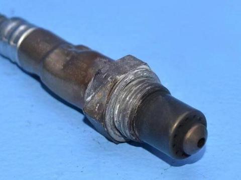 火花塞明明只坏了一个，为什么要给我换4个？