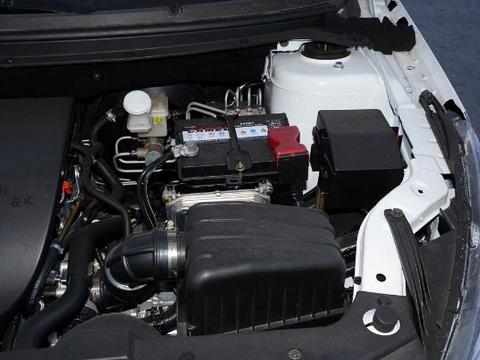 修车后，记得带走换下来的这3个旧件，汽修师傅：即使坏了也值钱