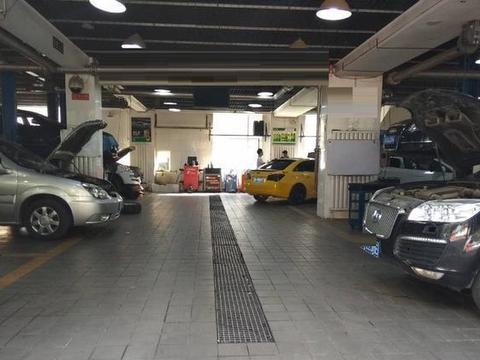 路边保养300元，4S店保养500元，为什么选择4S店保养