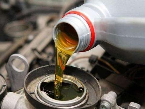机油加多不加少养车过程中经常会产生这些误区，你有过吗