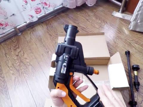 开了个洗车机的箱，搞得我都想干兼职洗车了，20块一辆有人洗吗？