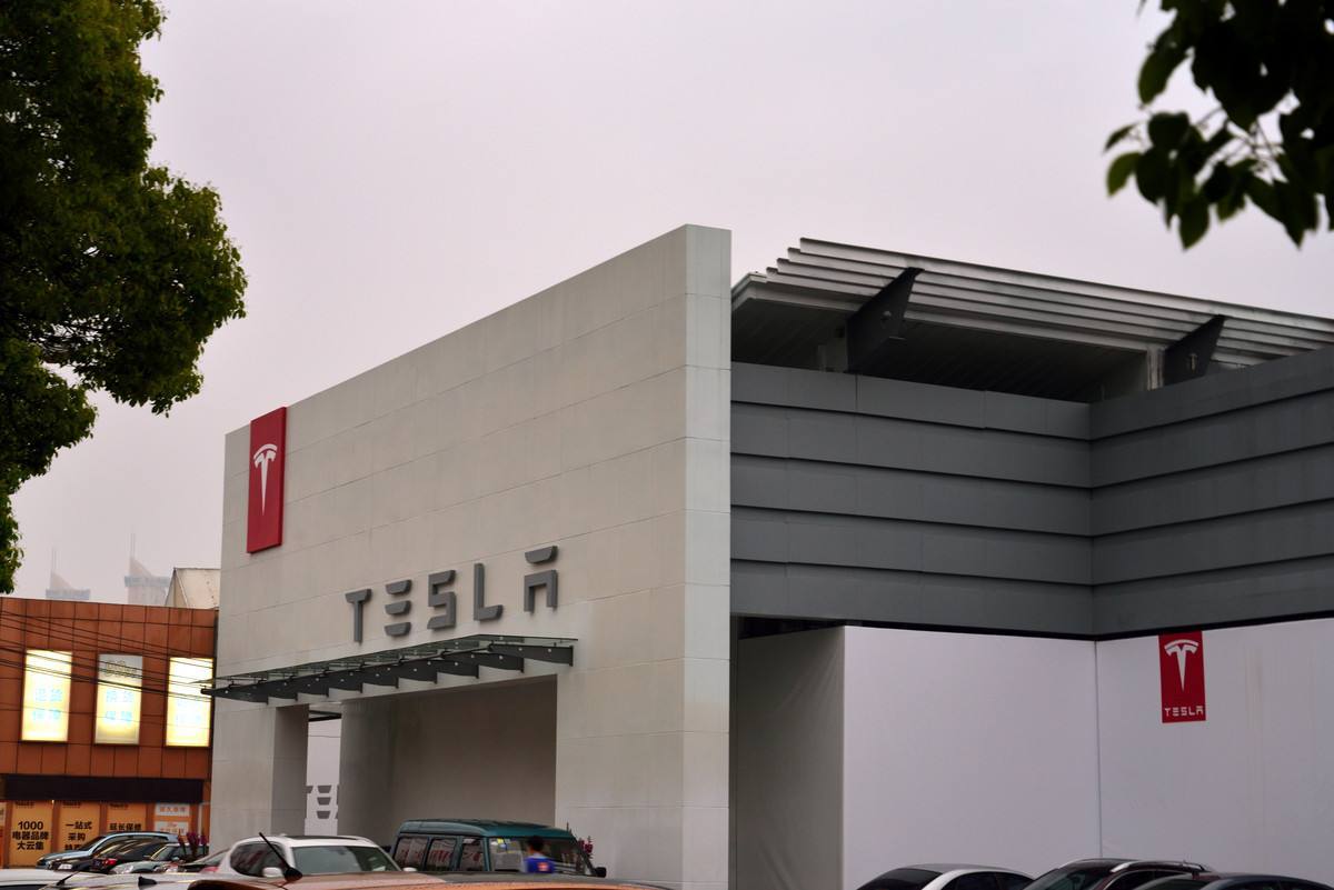 建设有条不紊,特斯拉中国工厂2019下半年开业