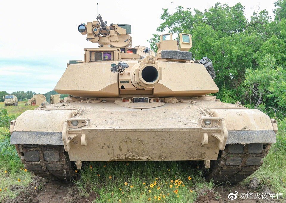 第一辆M1A2C主战坦克（M1A2SEPv3）开始进入美国陆军测试主战坦克美国陆军测试_新浪新闻
