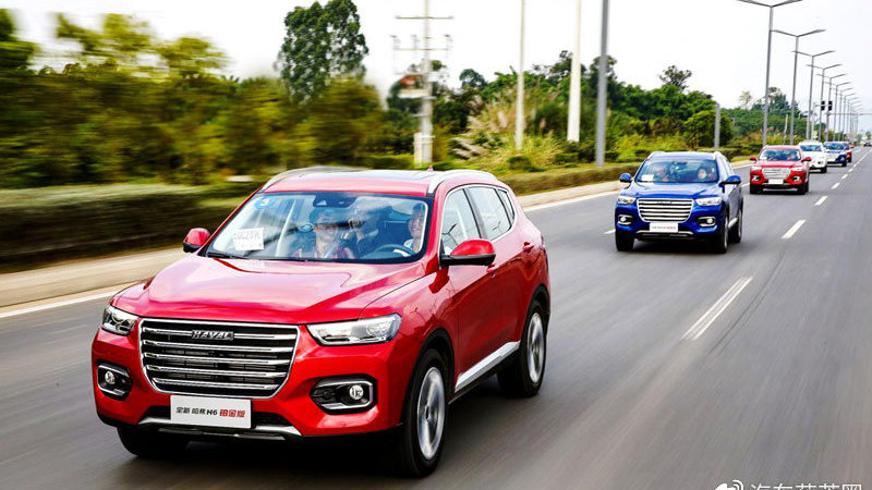 配车道保持！质感同级领先！成都试驾全新哈弗H6铂金版