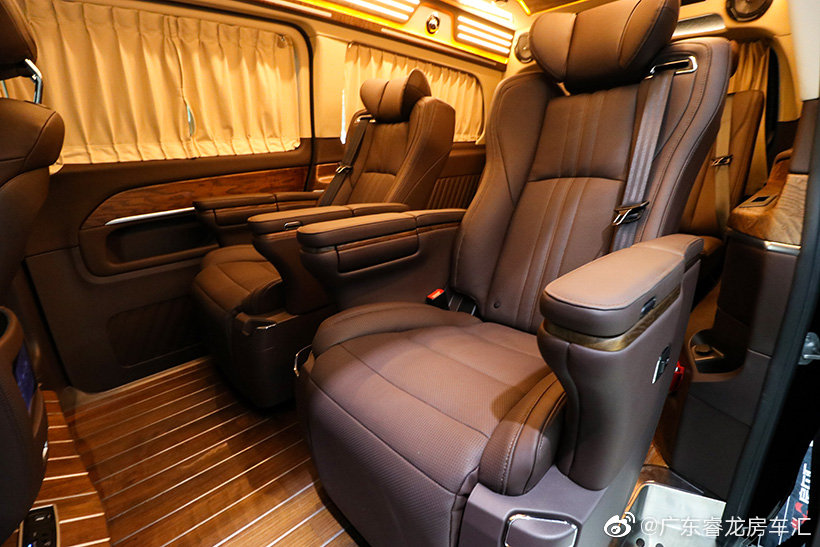 前后无隔7座奔驰MPV，比埃尔法更有格调的商务出行专车~宜家宜商~