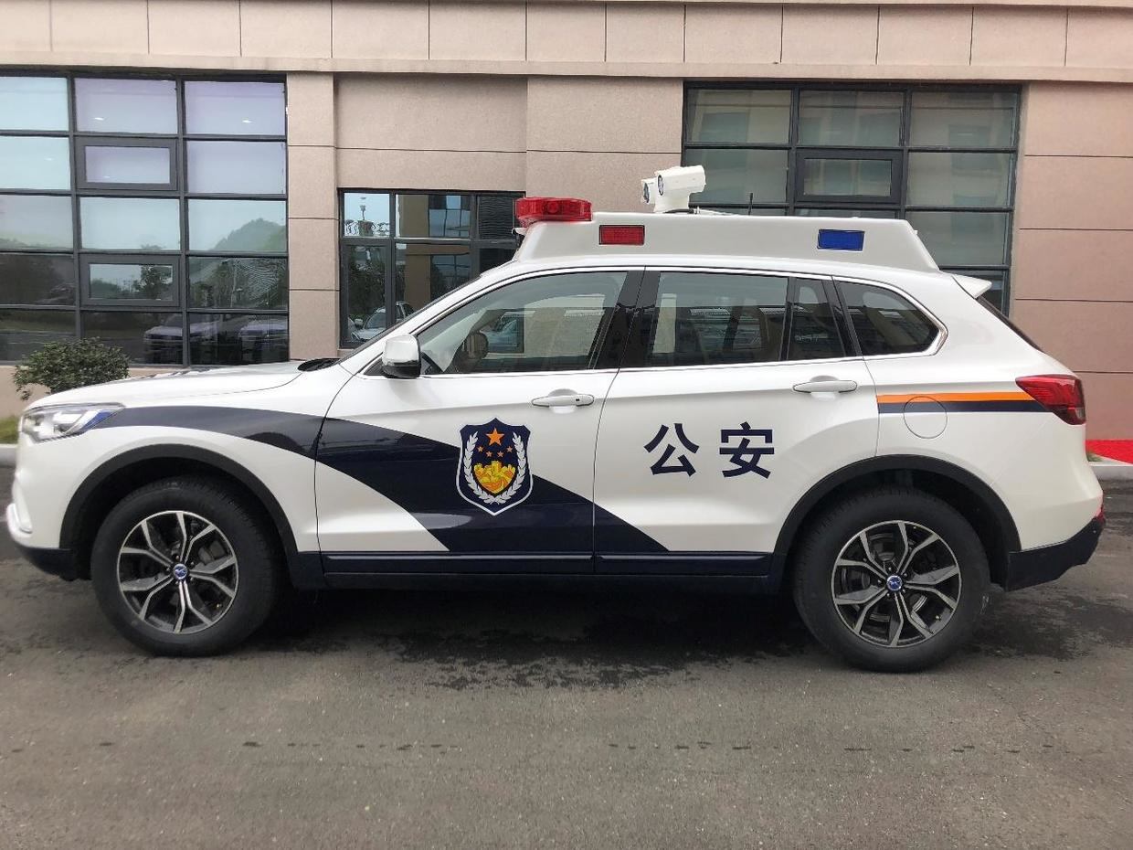 帅呆了!汉腾汽车摇身一变成智能警车,安全实力超“爆表”!