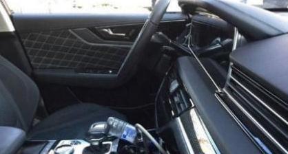 上了春晚的全新红旗“HS5”搭1.8T动力，外观霸气，国产车的崛起