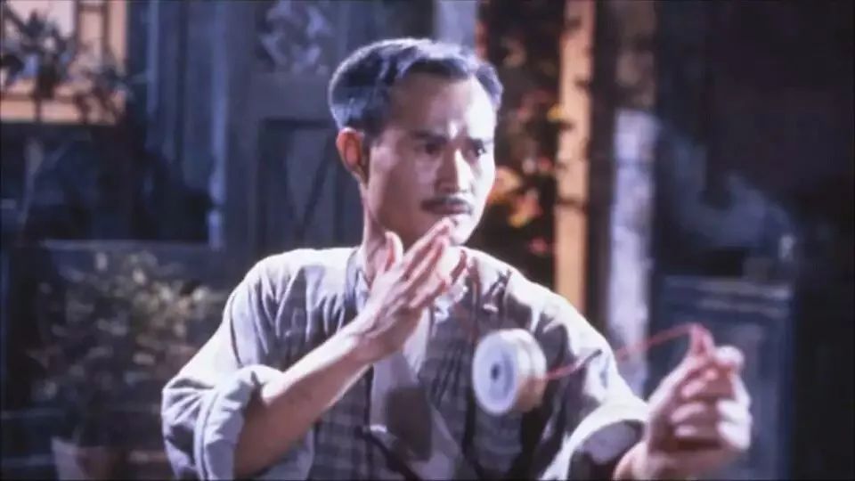为防止拍鬼片入戏太深"僵尸道人"林正英竟有这些奇怪的规定!