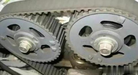 正时皮带多长时间更换一次最好？老司机：要看这个，别听4S店的