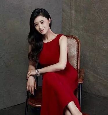 《潜规则离你有多远》 鹿萍