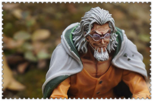 海贼王: 路飞觉醒橡胶果实, 师傅曾是罗杰好友, 尾田暗送助攻