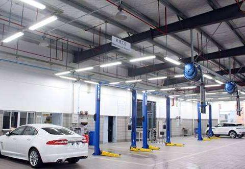 汽车质保期过了还要不要去4S店保养？老司机道出真相，别傻了