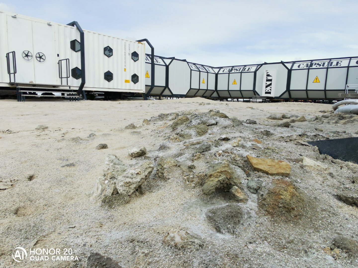 火星营地长啥样?科技感爆棚?太空胶囊里过夜