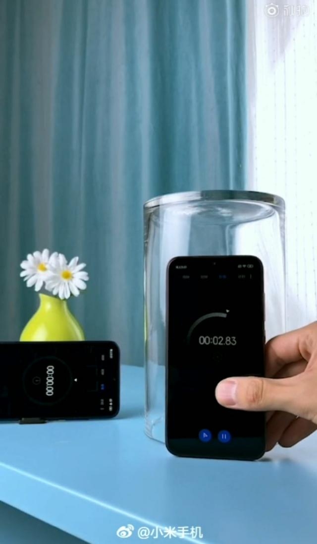 小米Play发布会现场,雷军要挑战吉尼斯世界纪