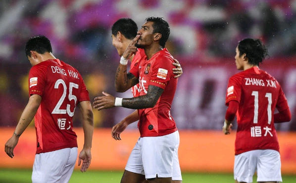 罕见认怂!韩媒看低韩国菜鸟狂吹恒大 忌惮卡帅