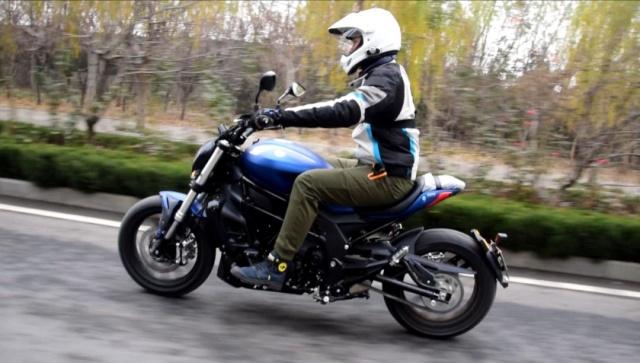 贝纳利502C全面测评、用户初体验与复古改装