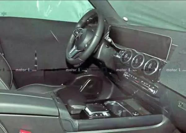 这里有“谍照“的最新资讯请不要错过