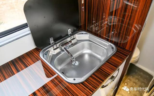 新全顺T型房车——既可优雅奢华,亦能温馨浪漫