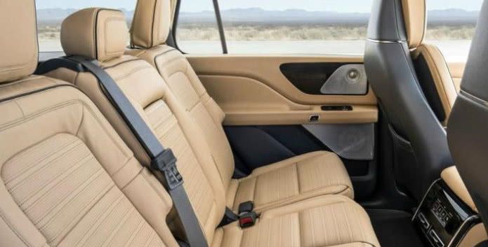 比X5大，3.0T＋10AT，标配四驱，网友：13年没白等