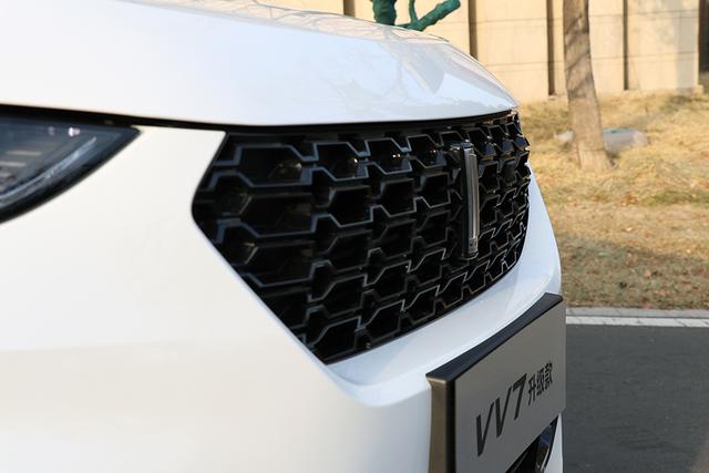 豪华升级更安全 试驾WEY VV7升级款