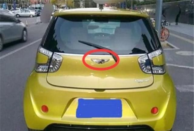 56万买了一辆“奇瑞QQ山寨车”?网友:不如老年代步车踏实!