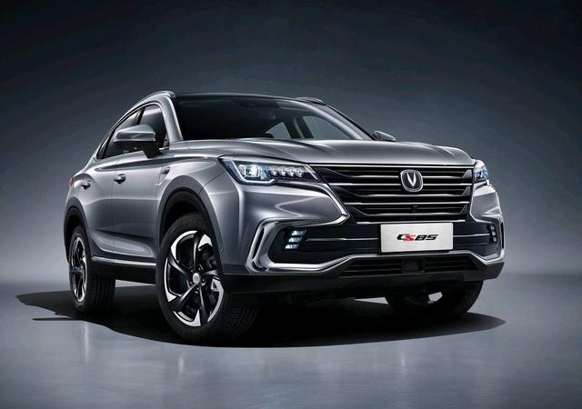 吉利首款跨界SUV,对比长安CS85 COUPE,它俩谁更好?