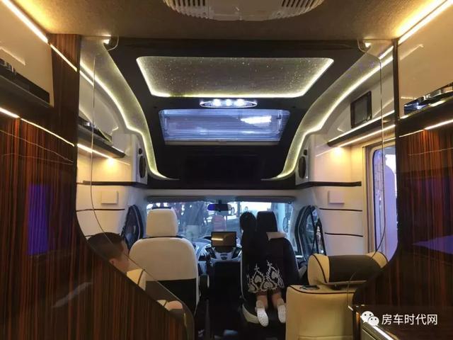 新全顺T型房车——既可优雅奢华,亦能温馨浪漫