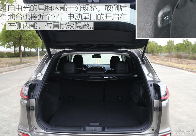 2.0T，真香？新版Jeep自由光四驱全能版评测！