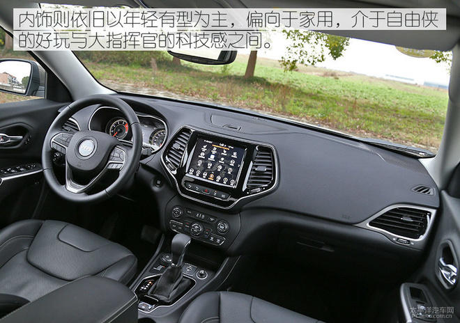 2.0T，真香？新版Jeep自由光四驱全能版评测！