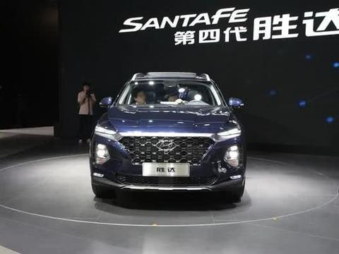 现代首款大7座指纹汽车，车长4米9+6速自动，不足25万！