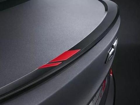 雪佛兰Redline家族第五位成员科鲁泽亮相 更运动 搭两款发动机