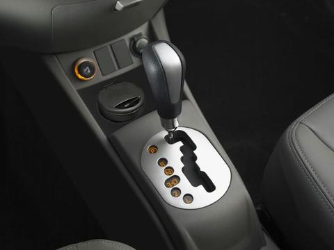 变速箱日常咋保养？老司机：只要不做这4个动作，寿命至少+5年