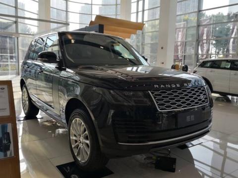 车主花200万买路虎，自己却不开，反倒在车身上贴满碎瓷砖