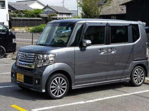 这些车型在国外过得滋润，为何在国内遭受如此境遇？