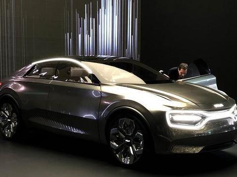 起亚发布Imagine纯电概念车，中控台配21块显示屏