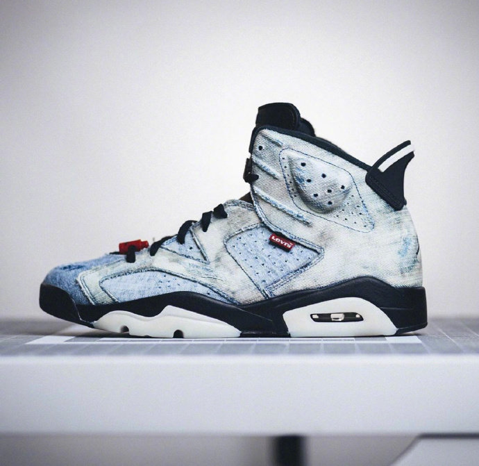levis x jordan 6