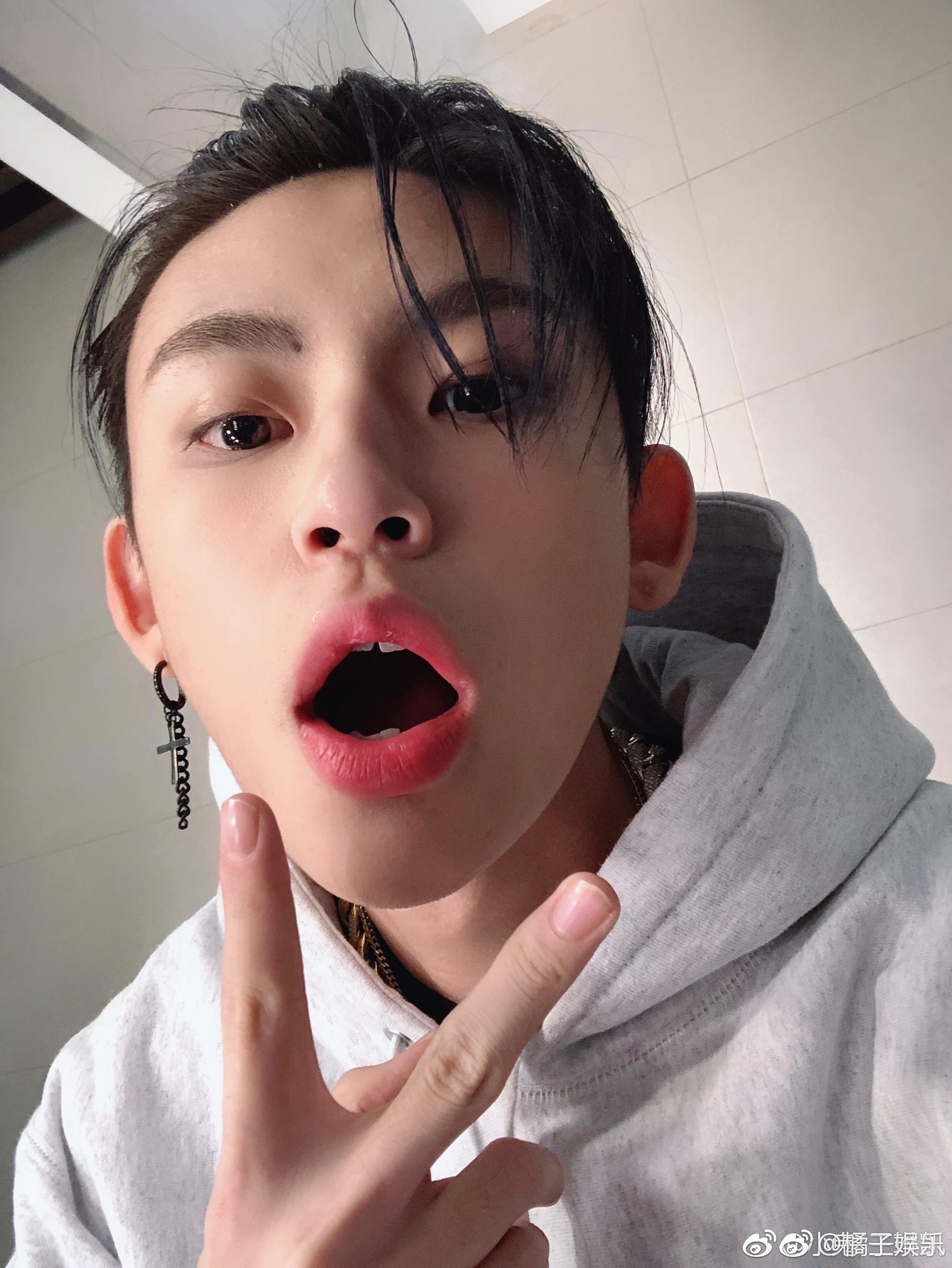 小鬼王琳凯方否认恋情