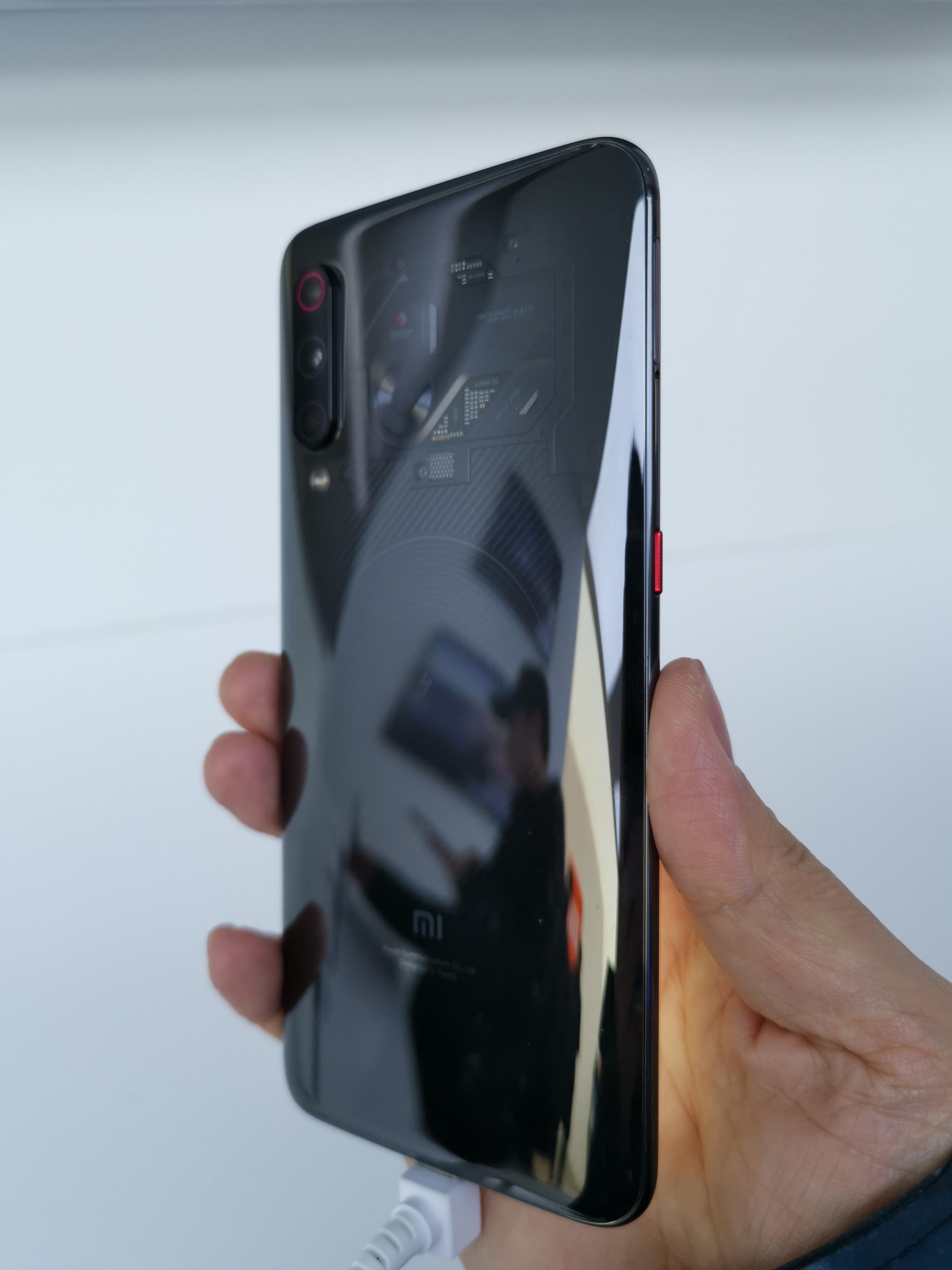 小米9 透明尊享版真机