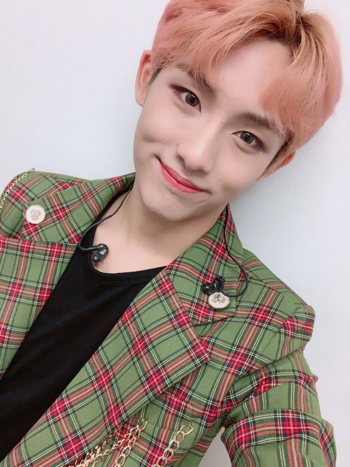 男爱豆漫画发色 陈宥维、董思成、邓超元、管