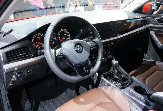 是两厢车还是旅行车,全新大众朗行再现身,车身颜色也成亮点