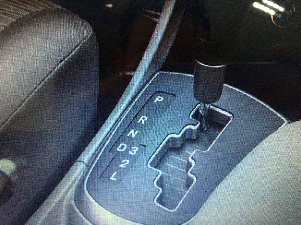 自动挡汽车太耗油?那是你不会开车,看完这几点