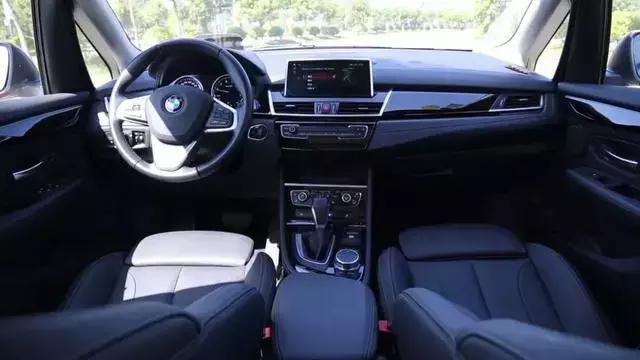 宝马纯进口旅行车,最低20万入手,空间大颜值高,还买什么SUV!