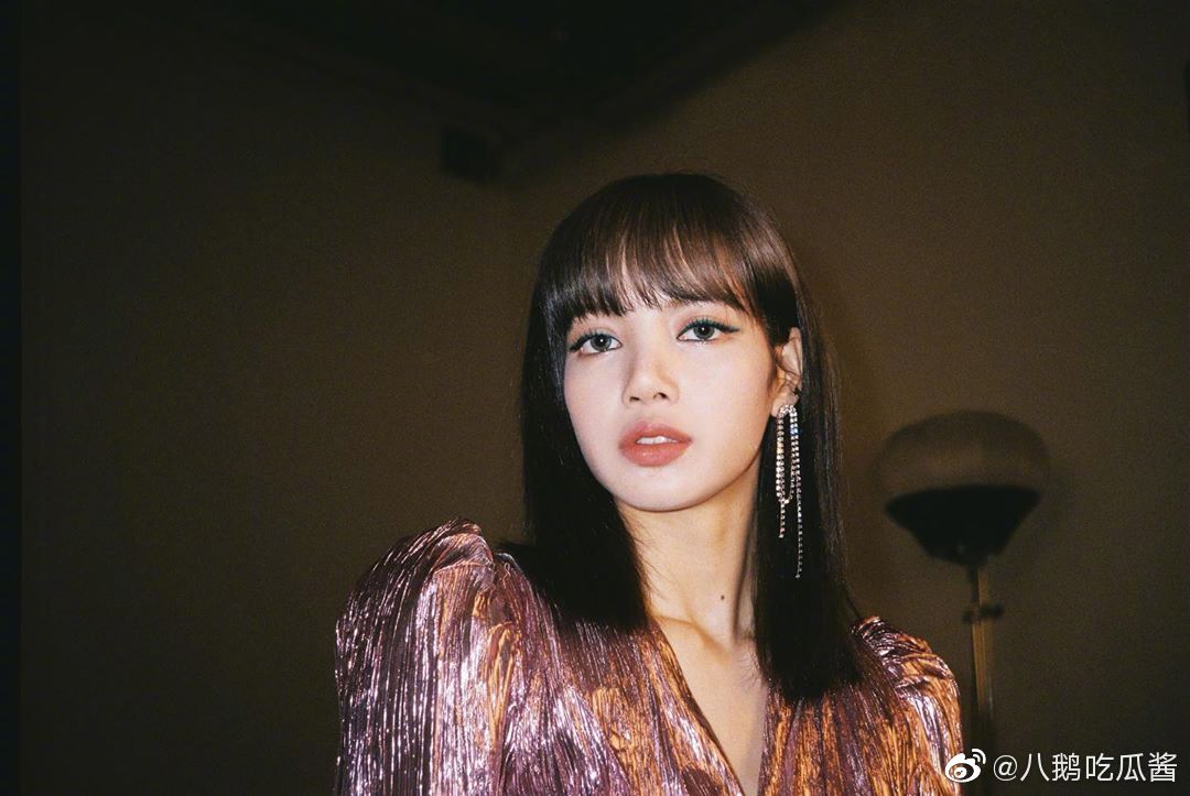 lisa个人ins更新,皇冠照好看吗?