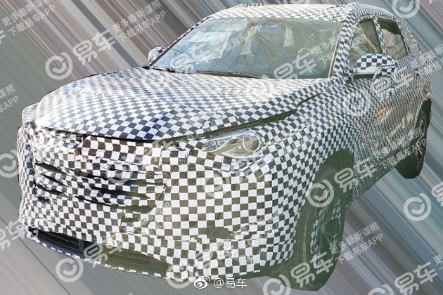 长安S311内饰谍照曝光 或将2019上海车展亮相，新车将搭载1.5T和2