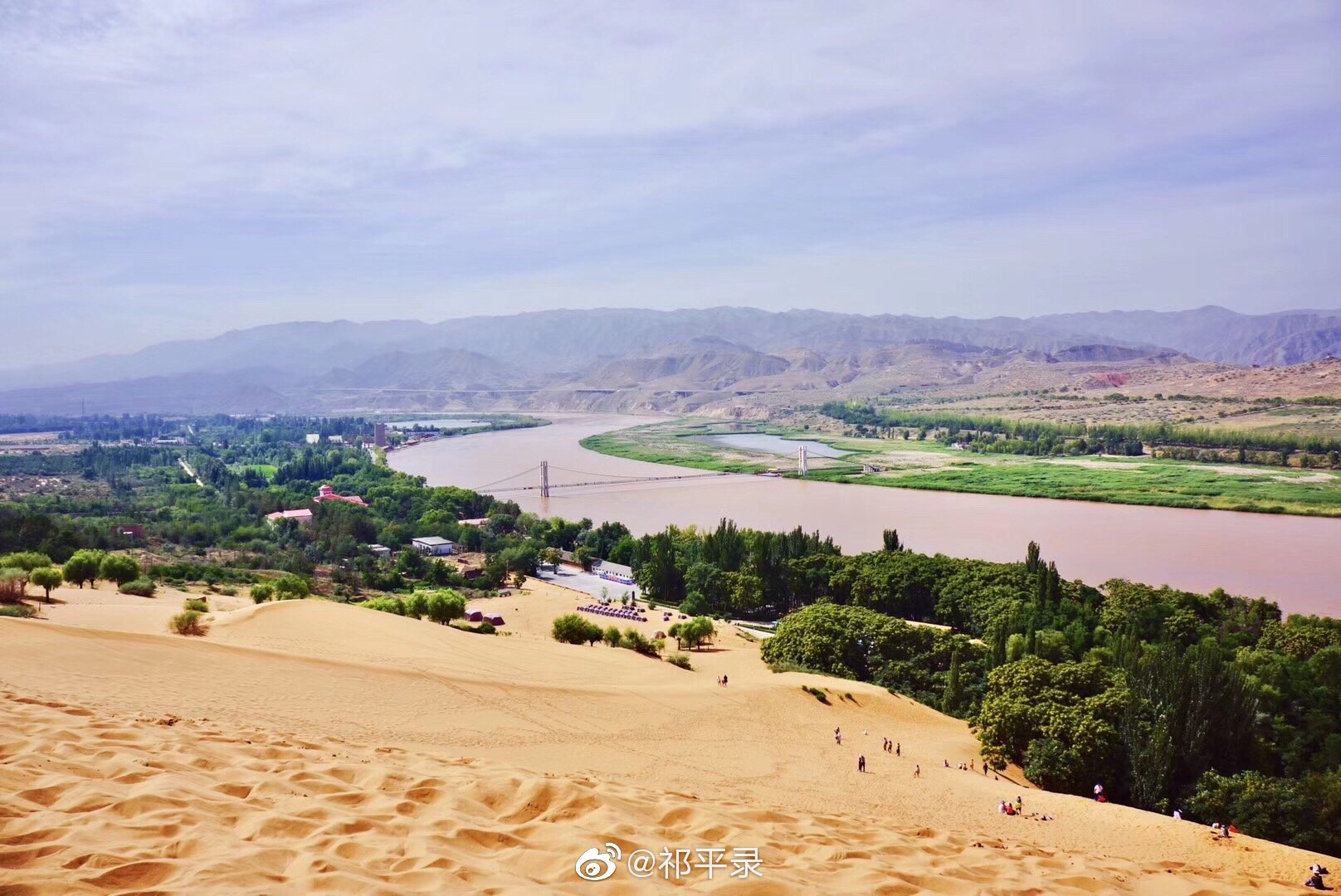 这里是宁夏银川沙湖风景区,遇见醉美日落,遇见最美的你