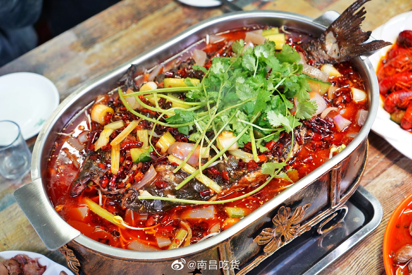 重庆李记碳烤鱼邀您免!费!吃