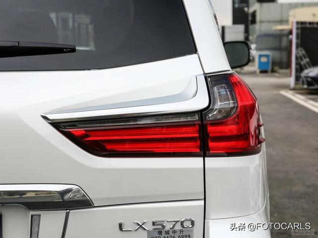 实拍|全新雷克萨斯LX570 巅峰特别版,比老款更炸眼,内饰很赞