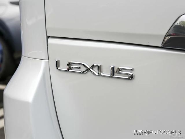 实拍|全新雷克萨斯LX570 巅峰特别版,比老款更炸眼,内饰很赞