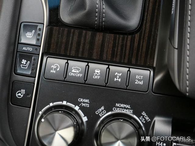 实拍|全新雷克萨斯LX570 巅峰特别版,比老款更炸眼,内饰很赞