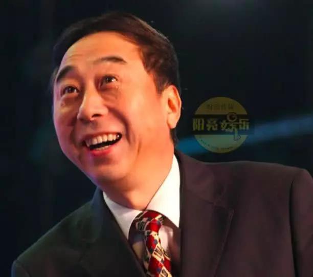 冯巩为何无缘2019年央视春晚?郭冬临小品被